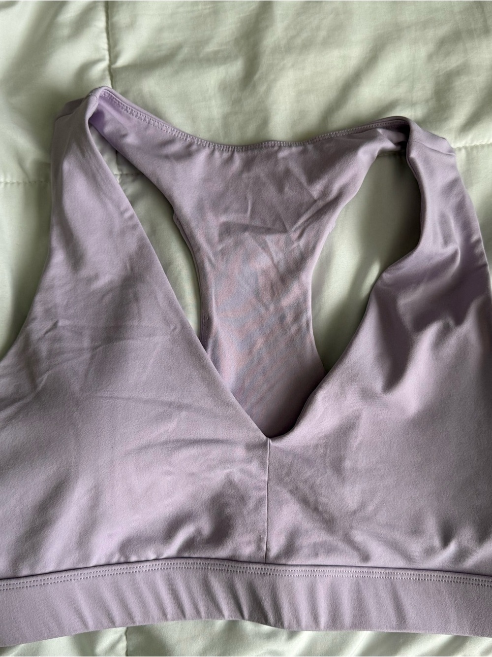 Fabletics Lavender V‑Neck Racerback Sports Bralette